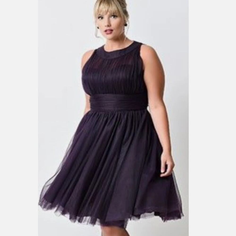 Unique Vintage Womens Sz Medium Tulle Swing Dress Knee Length Mesh Occasion
